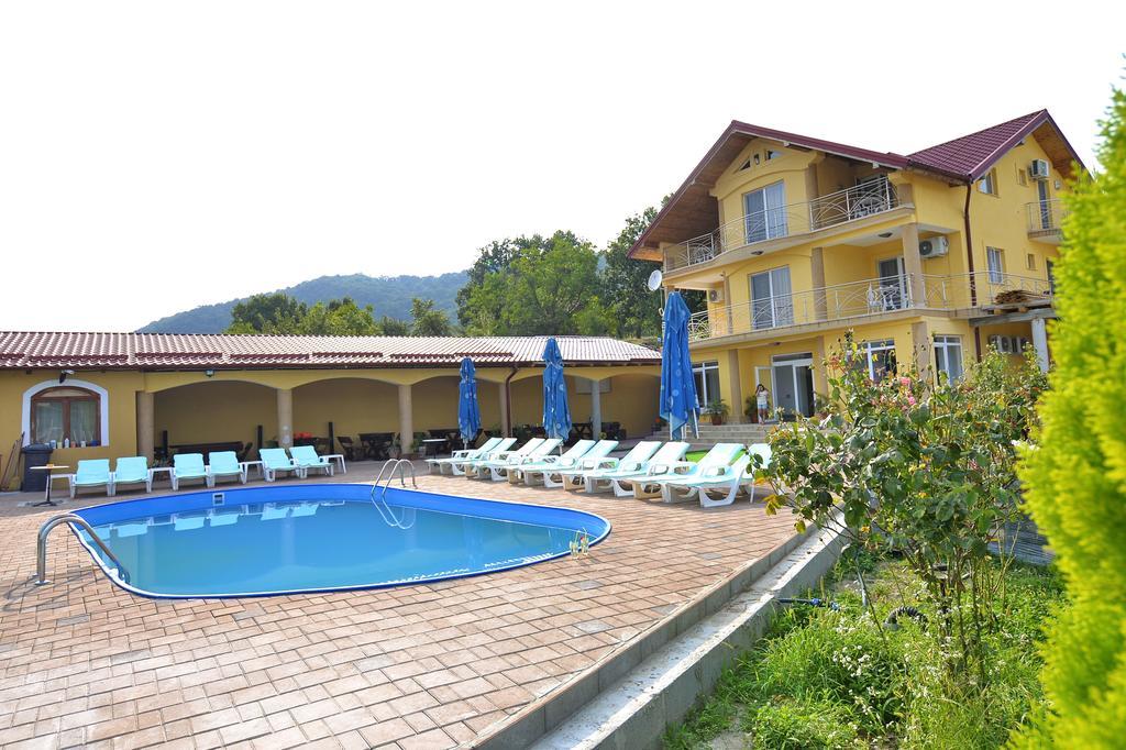 Casa Marina Hotel Eselnita Exterior photo